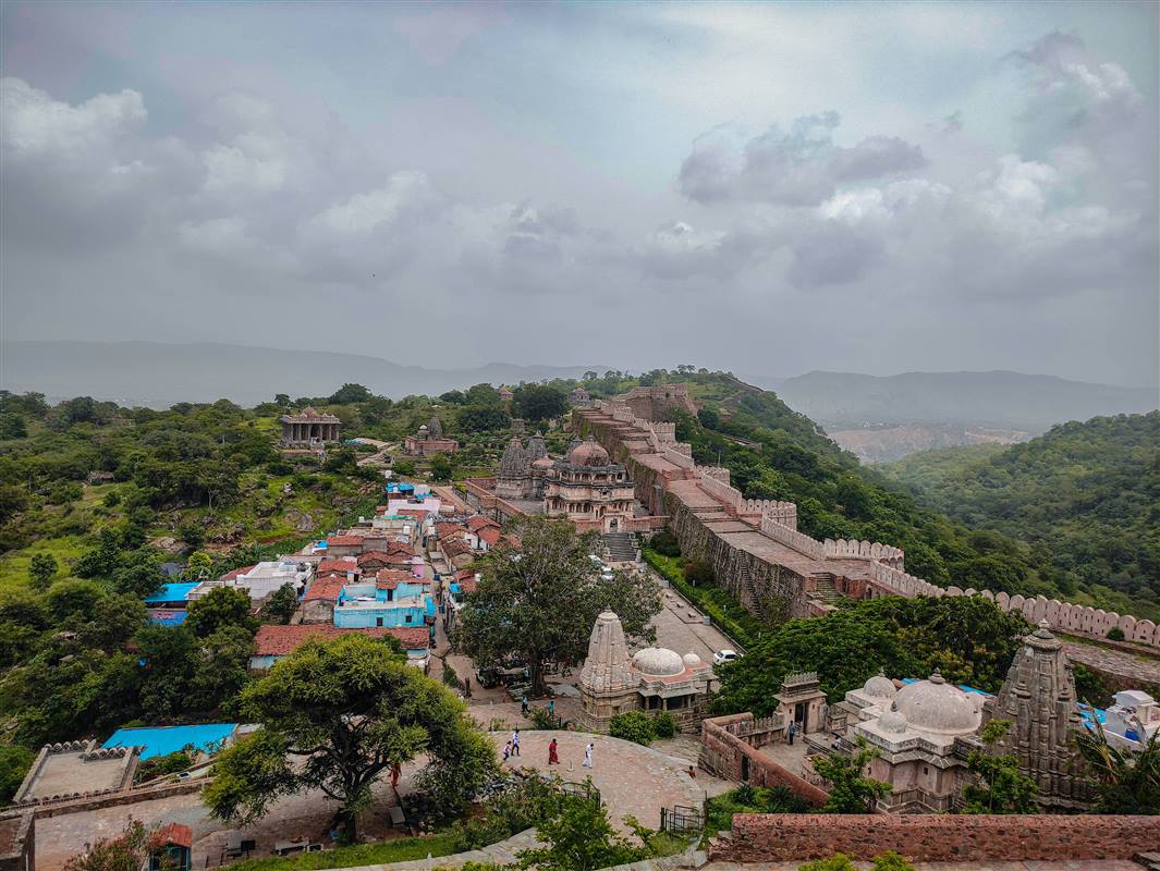 Fort architecture in the Mewar region